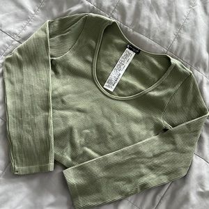 Zara fitted long sleeve crop top